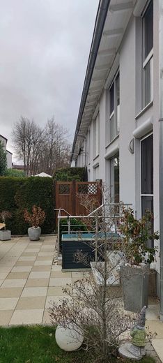Casa a schiera di testa ben tenuta in posizione ambita a HN-Sontheim – Foto 17