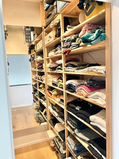 Kleiderschrank