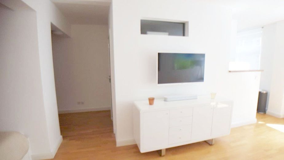 15% RENDITE: 4 VOLLMÖBLIERTE SMART-HOMES IN CITY-BESTLAGE – Lichtdurchflutet durch ...