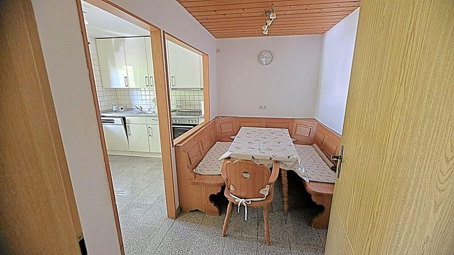 Ampio appartamento di 5 locali (come una casa indipendente) – Foto 4