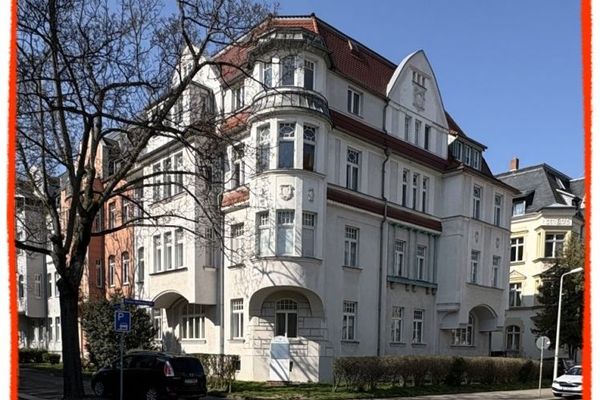 Repräsentative Büroeinheit mit Balkon, großem Foyer, Küche, 2 WCs im Erdgeschoss zu vermieten!