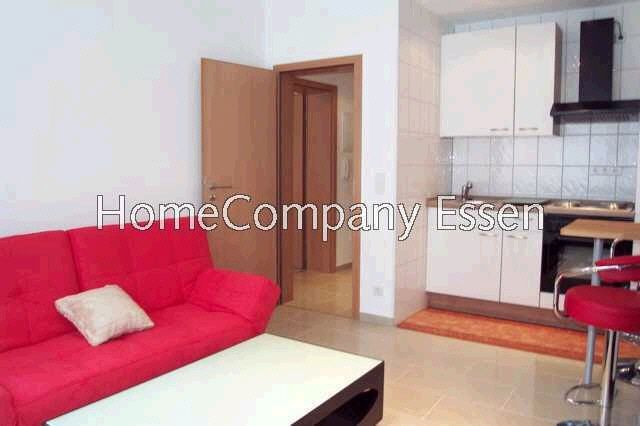 Furnished apartment with balcony, to the north of Essen city centre, for up to three people – e8fcfef035605aa0b47af507c070f86653f40b4e.jpg