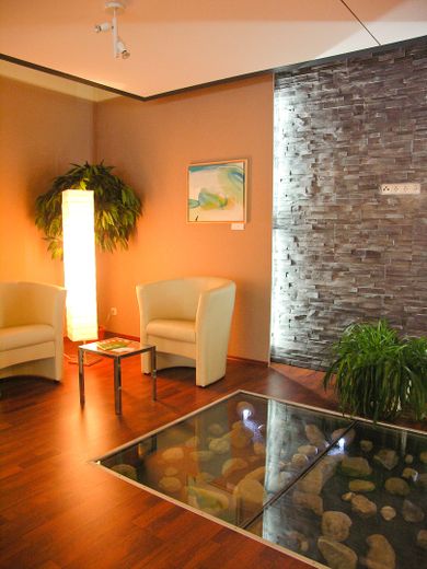1000 qm Büro - Praxis - Kanzlei - barrierefrei auf einer Ebene, renoviert – Lounge
