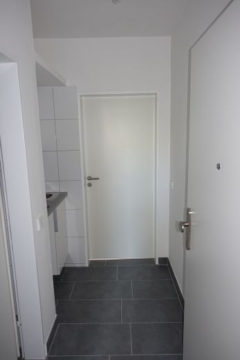 PB Stadtheide: Світла квартира 34 м² з балконом, енергетичний стандарт новобудови – Flur
