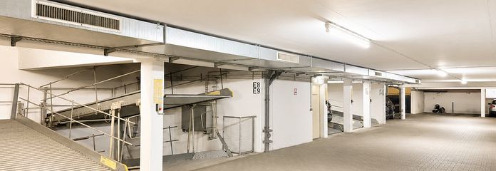 Disponible de inmediato. Plazas de aparcamiento subterráneo en el complejo residencial Reick. Schroeterstraße / Herschelstraße – Tiefgarage
