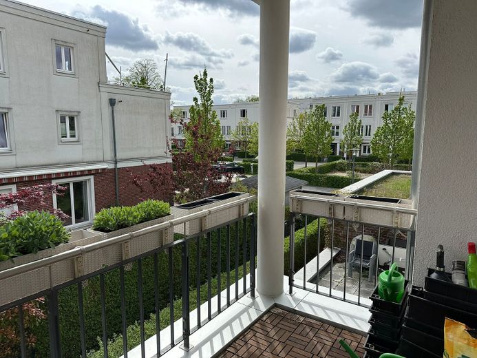 4 Zimmer Wohnung in einer Stadtvilla in Schmargendorf, Fußbodenheizung, Terrasse, 2 TG Stellplätze – Balkon 2