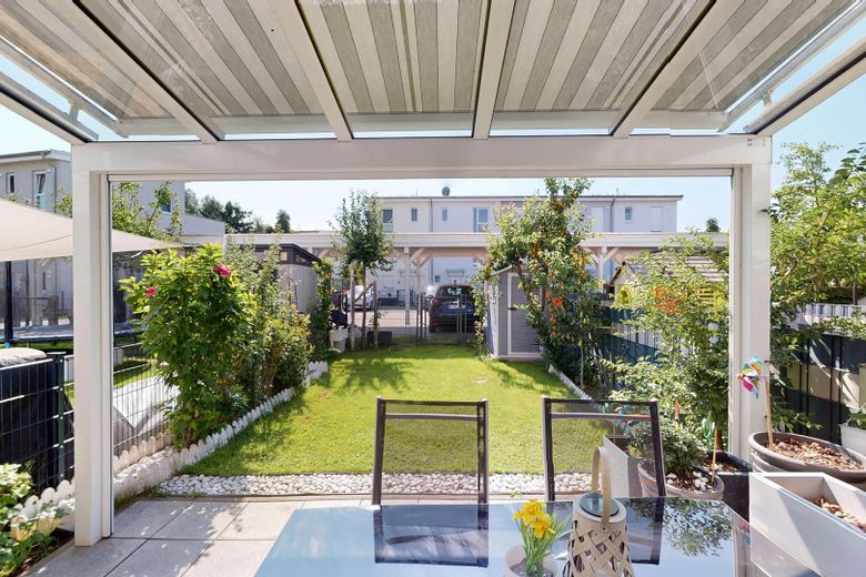 Modernes Reihenmittelhaus mit Garten und Dachterrasse in Berlin-Lichtenrade – Terrasse