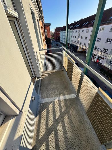 Zentral gelegene, helle 3-Raum Wohnung über 71,67 qm ab 01.08.2026 – Balkon