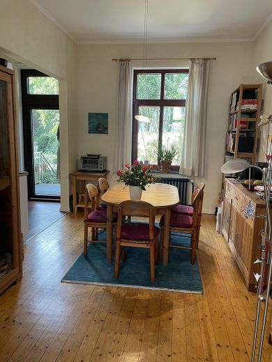Charmantes kleines Altbremer Reihenendhaus mit Garage in Peterswerder – Essbereich