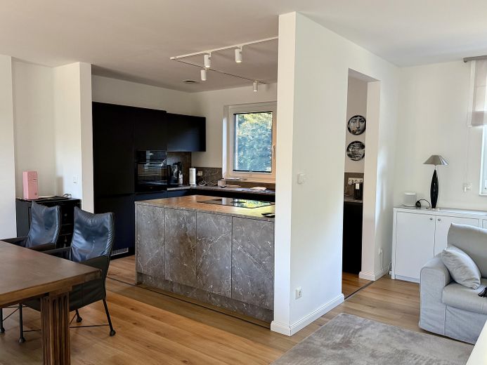 Küchenzeile / Wohnbereich