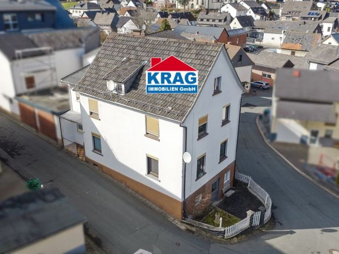 ++ KRAG Immobilien ++ Kompaktes Wohnhaus mit zwei Küchen und Entwicklungschance für Anleger ++ – Foto 1