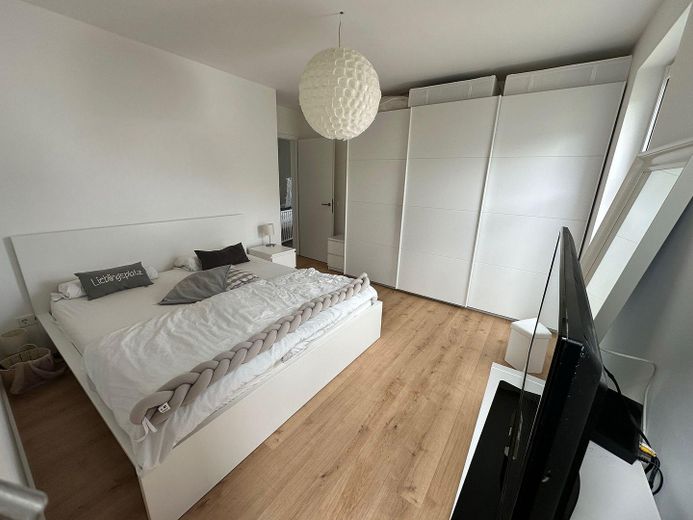 Schlafzimmer 1