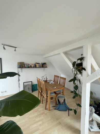Gezellige 2-kamerwoning op de bovenste verdieping – Foto 12