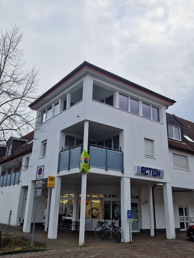 zwei Zimmer Wohnung Schloß Holte – Hausansicht