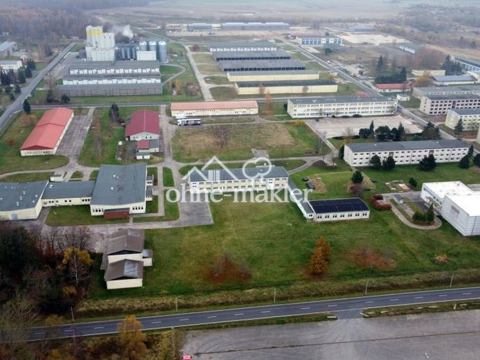1.9 ha Bauland + Gewerbeobjekte + für Solar , Lager ab 99.000 Euro – Foto 1