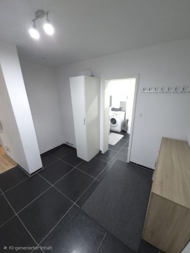 Luminoso appartamento di 3,5 locali (80 m²) in centro città – Flur