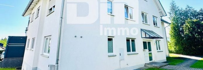 (R)eserviert!Gepflegte Maisonette Wohnung mit Studio 2x Balkon und PKW Stellplatz
