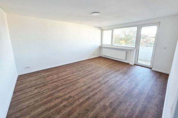 Appartamento di 2 locali con balcone a Fürth