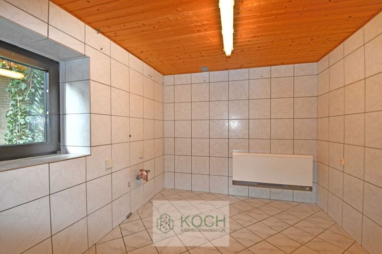 Großes Einfamilienhaus mit zusätzlichem Anbau in Schiffdorf! – Hauswirtschaftsraum