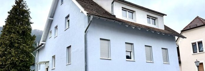 Rendite? Platz für die Familie? 3 Wohnungen in bester Lage von Seelbach