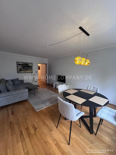 Gepflegte möblierte 3-Zimmer-Wohnung mit großem Balkon in ausgezeichneter Lage in Haidhausen – 86541ab32a73ea50c51c12f58588704f8b044970.jpg