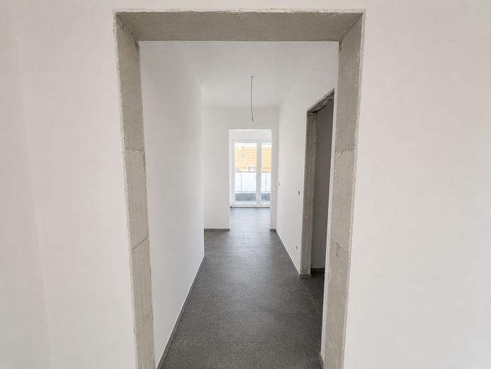 Moderne 2-Zimmer-OG-Wohnung mit Loggia ab 01.10.2026 zu vermieten – फोटो 2