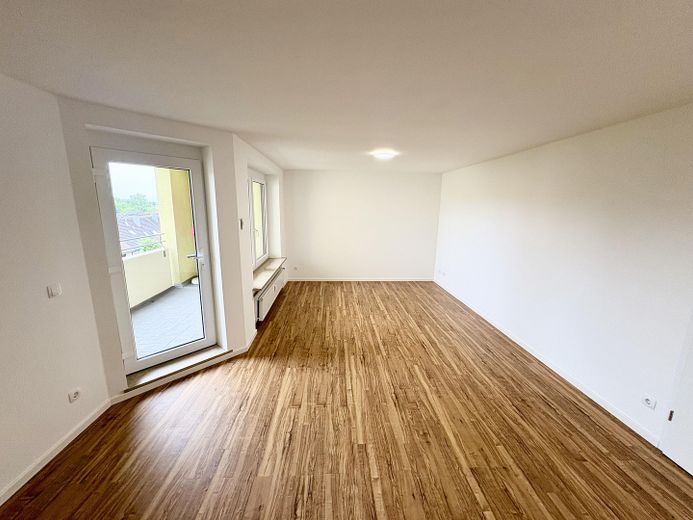 4-pokojowe mieszkanie z loggią w Röthenbach an der Pegnitz – Wohnen