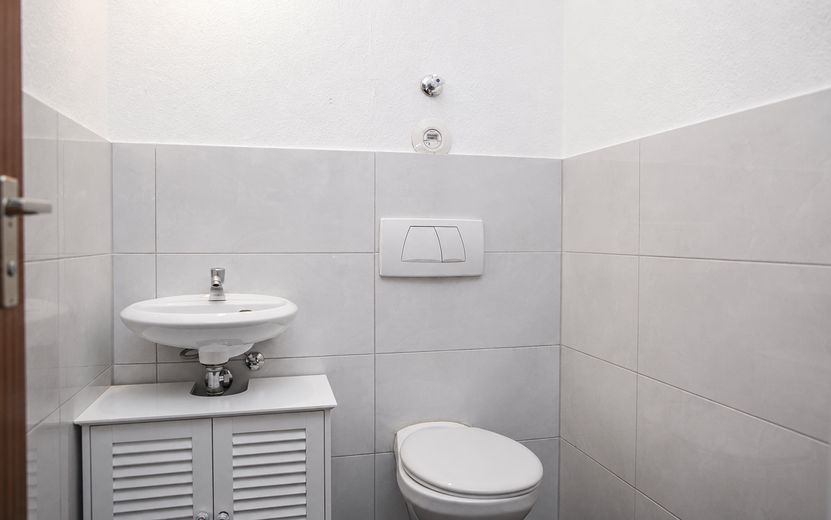 Zentrale 2,5-Zimmer Wohnung in idyllischer Innenstadtlage – WC