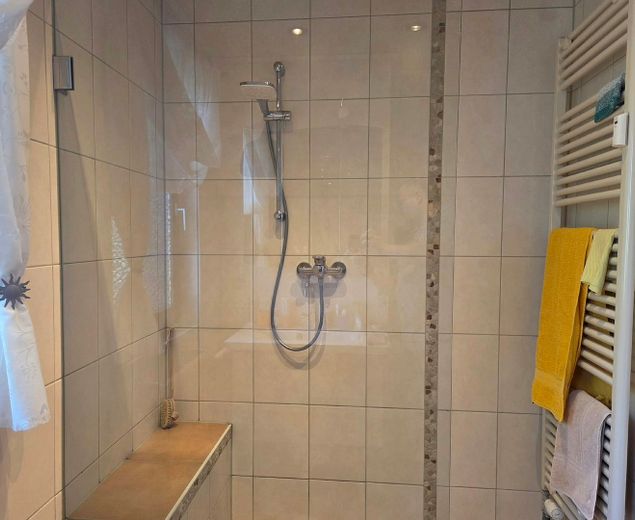 -provisionsfrei- 3-Zimmer-Wohnung mit Balkon, EBK & Garage in der Aplerbecker Mark – Bad