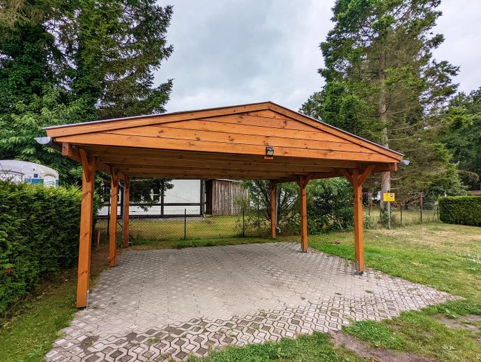 2 Carportplätze