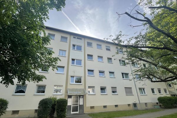 wynajęte mieszkanie inwestycyjne - Bad Homburg - 3,5 pokoju, kuchnia, łazienka, balkon
