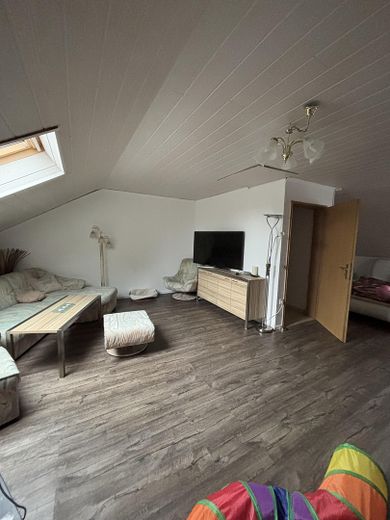 Gepflegtes Reihenmittelhaus mit Balkon, Terrasse und kleinem Garten – Foto 7
