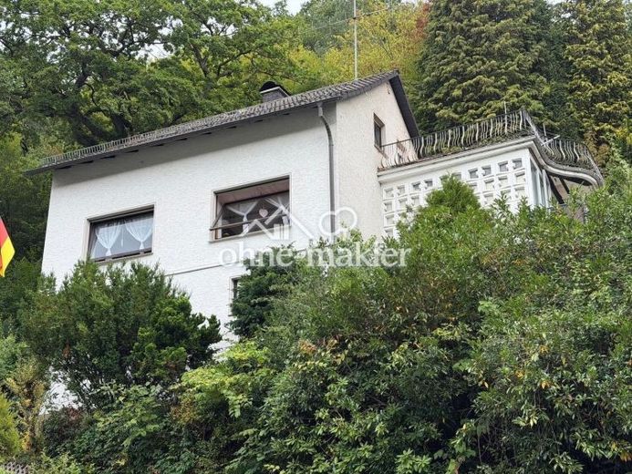 Einfamilienhaus mit Aussicht und großzügigem Waldgrundstück – Foto 2