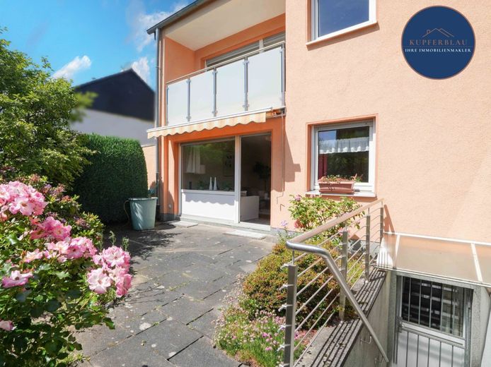 Familienidylle in Köln-Porz/Urbach - Doppelhaushälfte mit Garten und Garage auf Erbpacht – Terrasse