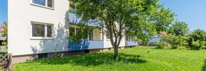 Ruhiges Wohnen in Buckenhof: 4-Zi.-DG-Wohnung mit Keller