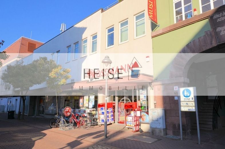 Repräsentatives Ladenlokal/Austellungsraum/Bürofläche in der Innenstadt zu vermieten! – Vermietung Gewerbe - Oberbachstraße 41/43, 37603 Holzminden