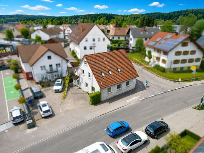 Galeriewohnung im Fachwerkstil - 5 Zimmer mit Loftcharakter &amp; 2 Stellplätzen – Außenansicht