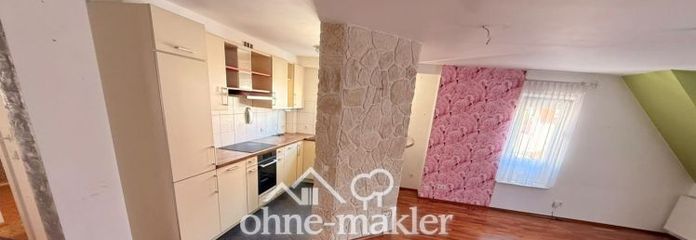 Provisionsfrei: Maisonette mit Hausgefühl, Südbalkon und 2 Tageslichtbädern inkl einem TG-Stellplatz