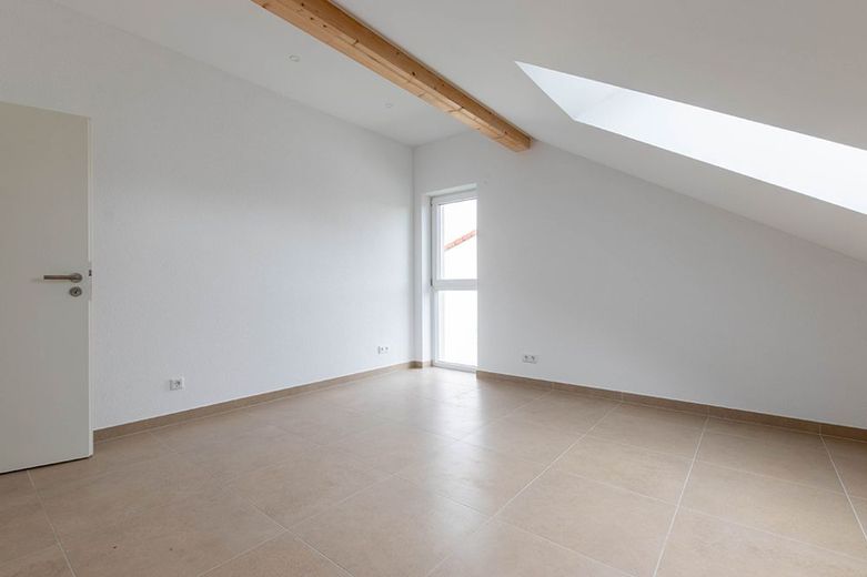 Charmante 4-Zimmer-Neubauwohnung (DG) in Höchst-Hummetroth – M739-2512-5