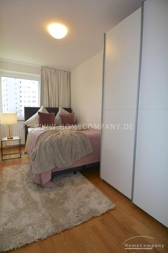 Appartamento di 4 locali completamente arredato a Tiergarten, vicino al KaDeWe – 85e8000c746ad654c96aad557534bad9baae0b95.jpg