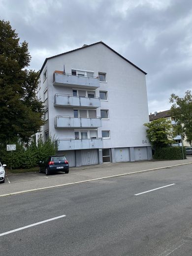 Sehr gepflegte 1-Zimmer-Wohnung in Sindelfingen Goldberg, 300m zur S-Bahnhaltestelle, von Privat – Hausansicht