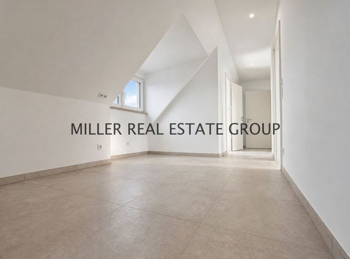 Exklusive Neubau-Dachgeschosswohnung in Ingolstadt-Unterhaunstadt - ca. 116 m², Erstbezug, KfW 55 &amp; zwei separat nutzbare Wohnbereiche! – Küchenbereich