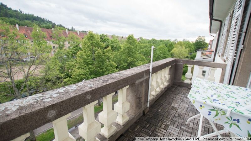 Möblierte, schöne Altbauwohnung in grüner  &  zentrumsnaher Lage für 3 Monate, Freiburg-Wiehre – a49a9e3a6d57516a8d833408904f83194f63aed7.jpg
