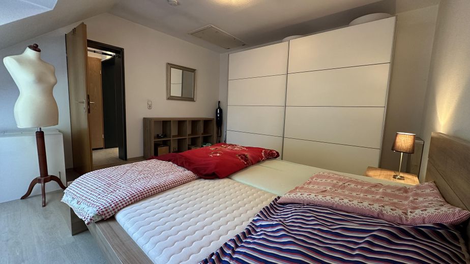 Helle Wohnung im grünen in einem 3 Familienhaus – फोटो 23