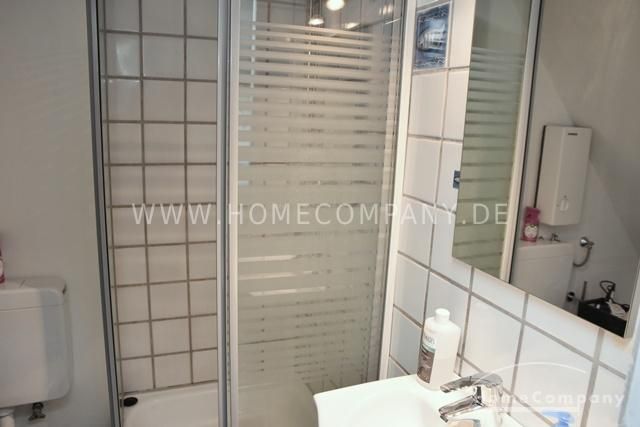 Garbsen, Modern möblierte Dachgeschosswohnung in Gartenhaus, nur 13 min bis Conti und VWN – 10a895b6d093aa078fd5662e77a368240c59adcd.jpg