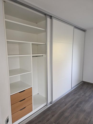 Einbauschrank im Schlafzimmer