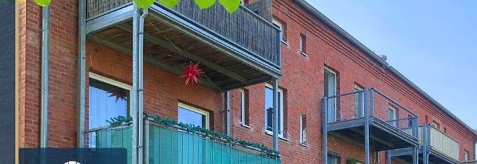 NOUVEAU : Appartement rénové de 2 pièces avec cuisine ouverte conviviale, balcon et salle de bains avec fenêtre !
