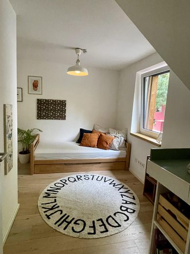 Gemütliches Kinderzimmer OG