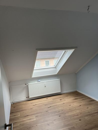 Moderne Dachgeschosswohnung in Hauptbahnhofsnähe – फोटो 2