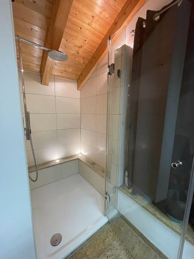 Dusche großes Bad